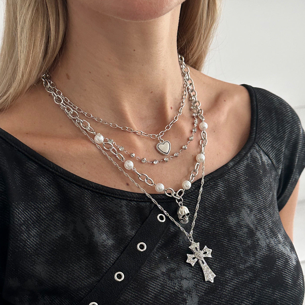 Wholesale Diamond Cross Stacked Clavicle  Heart Skull Pendant Necklace