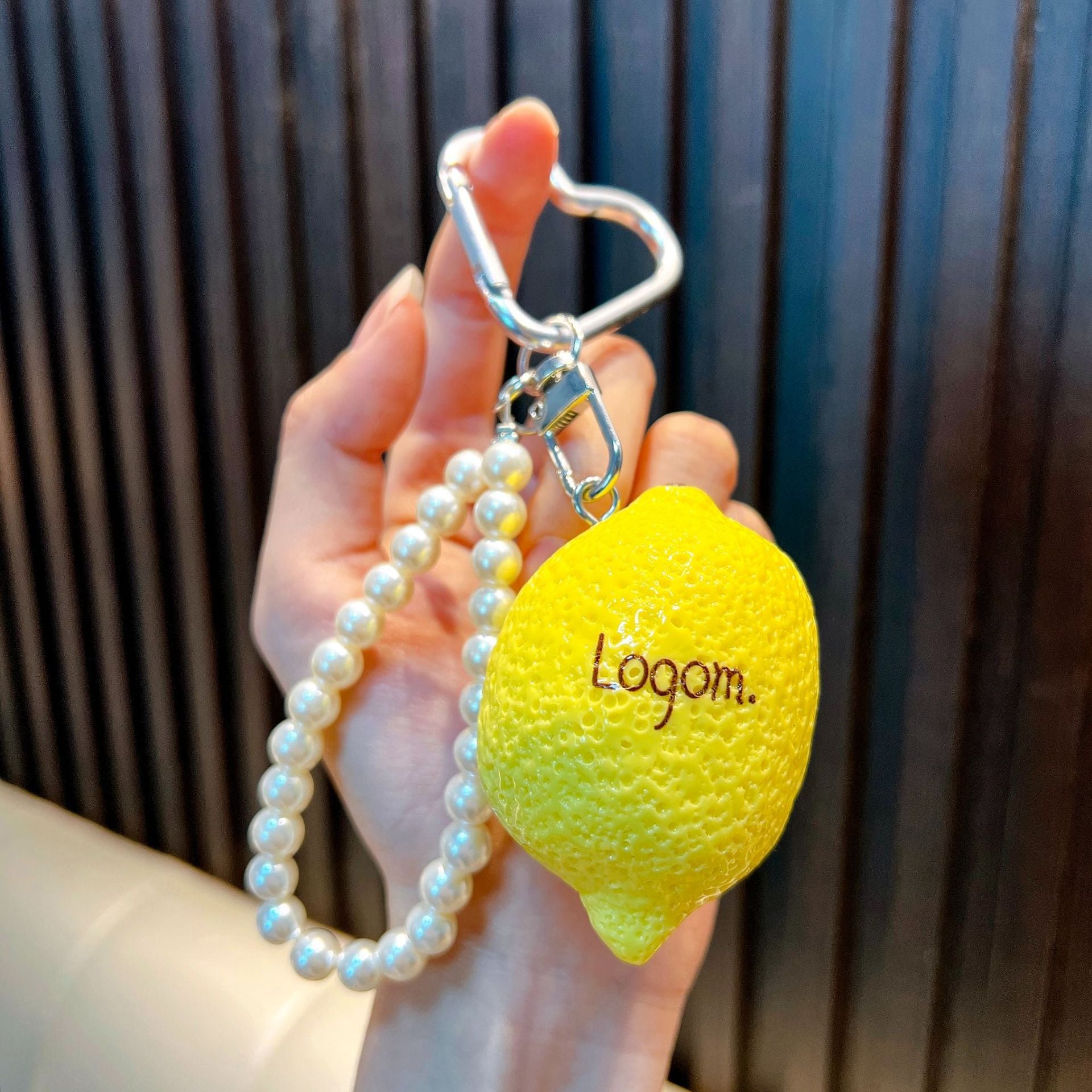 Wholesale Trendy Resin Bead Keychain Keyring Charm for Car Key Bag Decor
