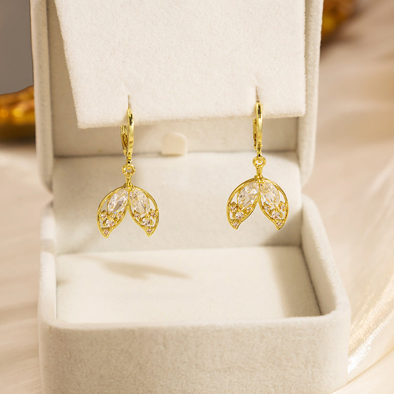 Wholesale Bow Diamond Moonstone Pearl Pendant Light Luxury Elegant Earrings