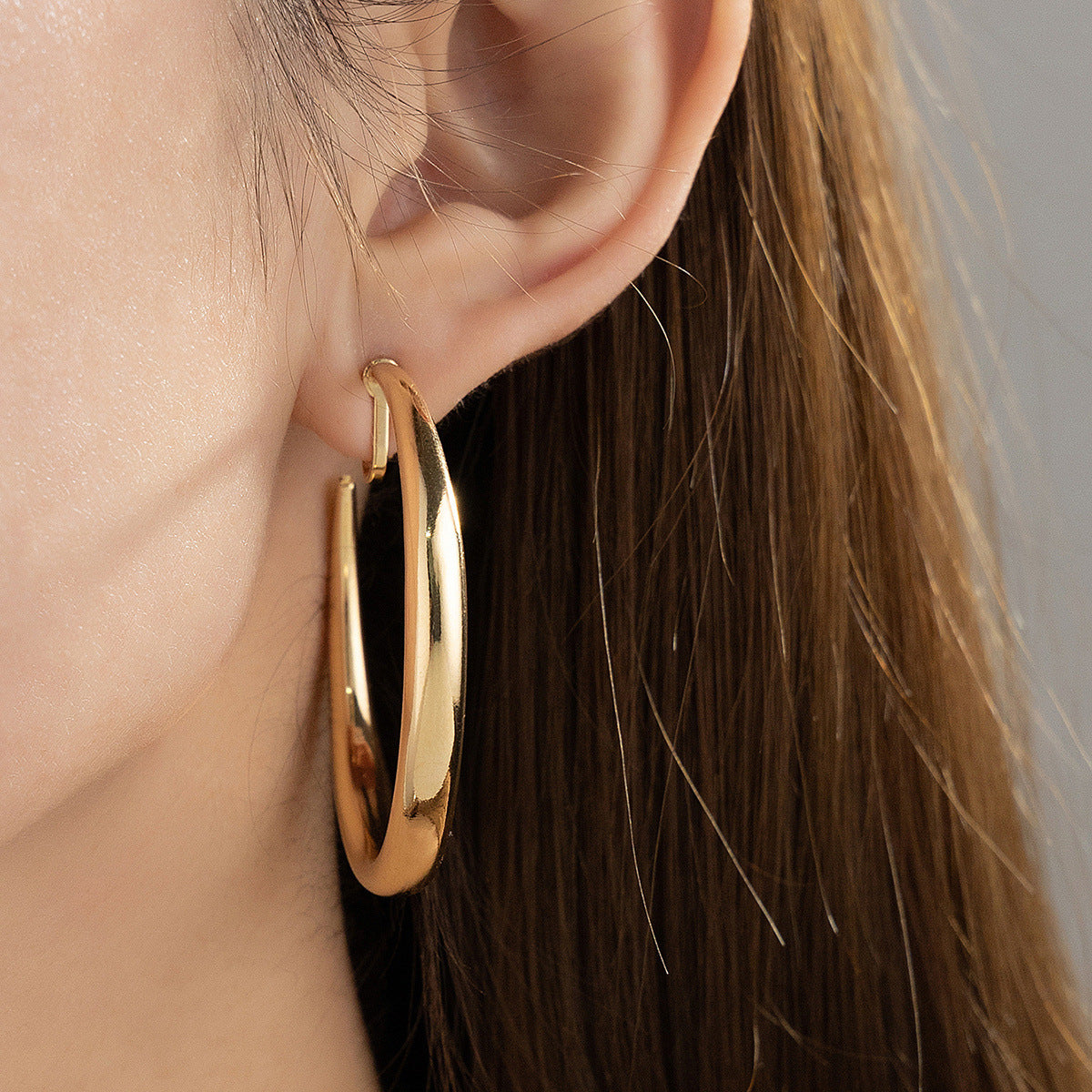 Wholesale Minimalist Gold Hoop Ear Clips,  Alloy Fashion Accessory,  Boutique Resale Gift