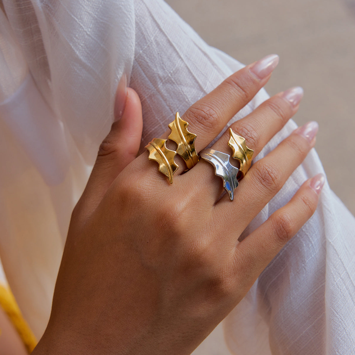 Wholesale 18K Gold Stainless Steel Gold and Silver Color Matching Leaf Color Matching Open  Ring