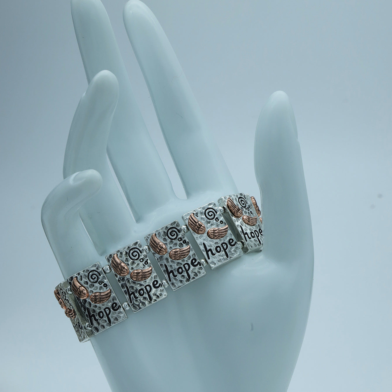 Wholesale Retro Square Heart-Shaped Clover Pattern Bracelet Elastic Beaded Zinc Alloy Fashion Accessory