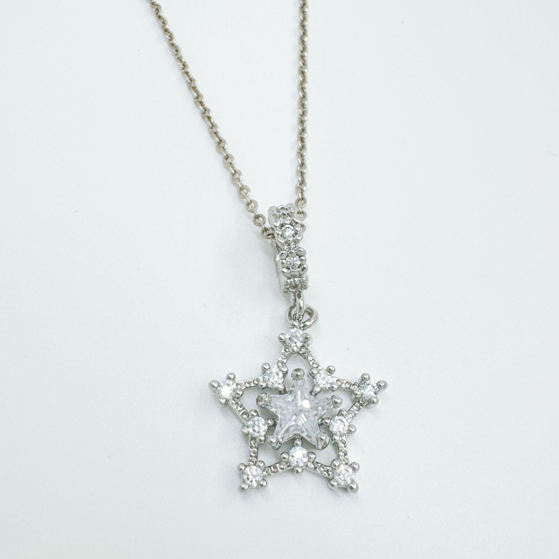 Wholesale Light Luxury Cross Necklace,  Gold Plated Copper Micro Inlaid Zircon