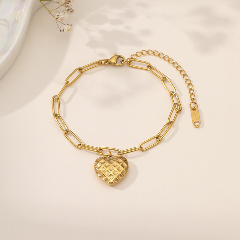 Wholesale Titanium Steel Electroplated Minimalist Love Bracelet with Peach Heart,  Trendy Fashion Accessory Gift