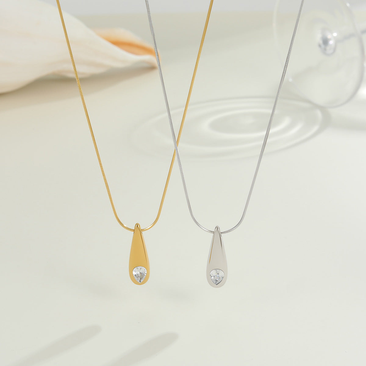 Wholesale Stainless steel zircon necklace