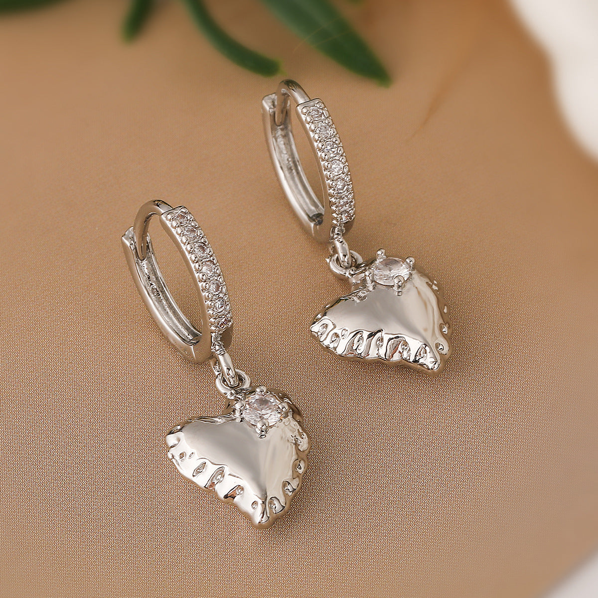 Wholesale Copper Gold Plated Zirconia Heart Earrings