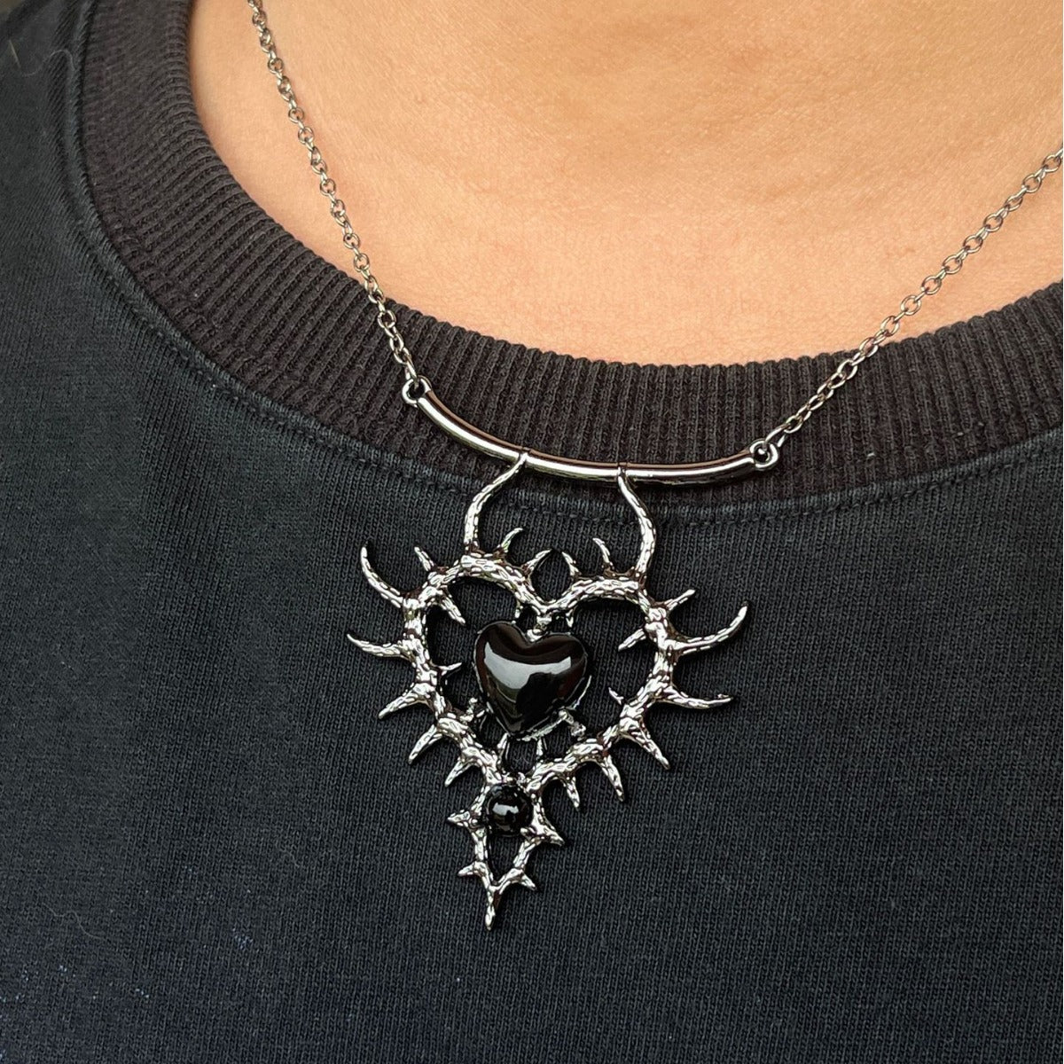 Wholesale  punk Gothic dark wind n love diamond necklace Asian culture pendant