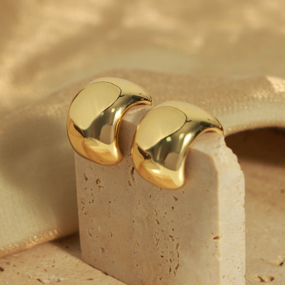 Wholesale Exaggerated Round Earrings Glossy C-shaped Earrings Copper Plated 18k Gold Earrings Statemente Earrings ACC-ES-OMK003