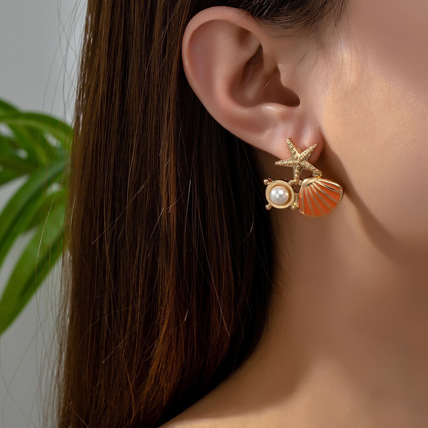Wholesale Electroplated Alloy Starfish Shell Earrings Studs For Women Retro Minimalist Fashion Jewelry Accessory