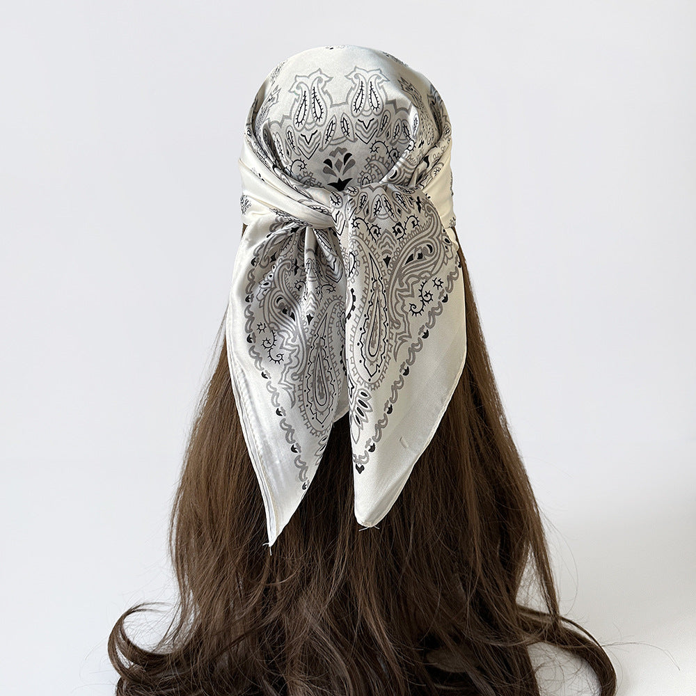 Wholesale Black and White Cashew Flower Silk  Scarf