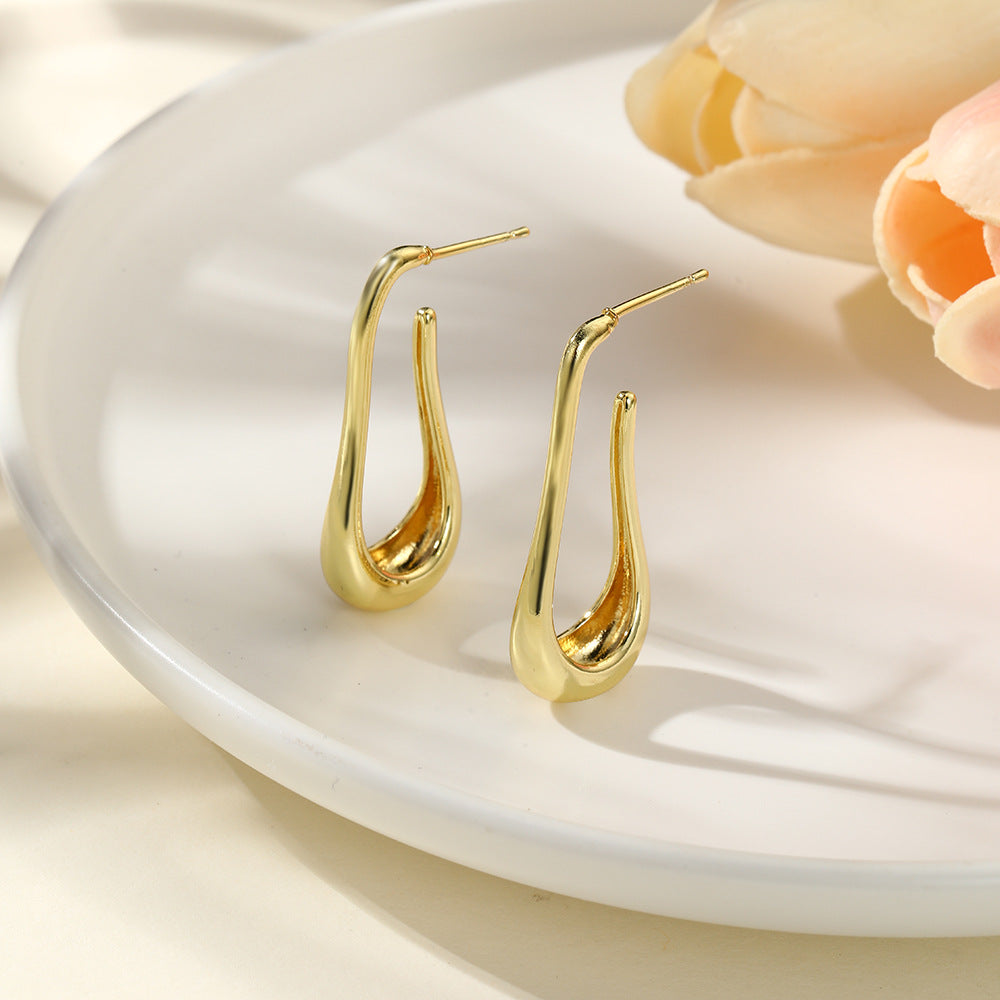 Wholesale plated 18K gold hollow U-shaped earrings