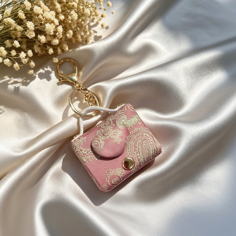 Wholesale Modern Chinese-Style Heart-Shaped Coin Purse with Jacquard Cloth - Trendy Pendant Bag Charm