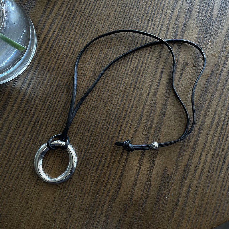 Wholesale Heart Pendant Sweater Necklace