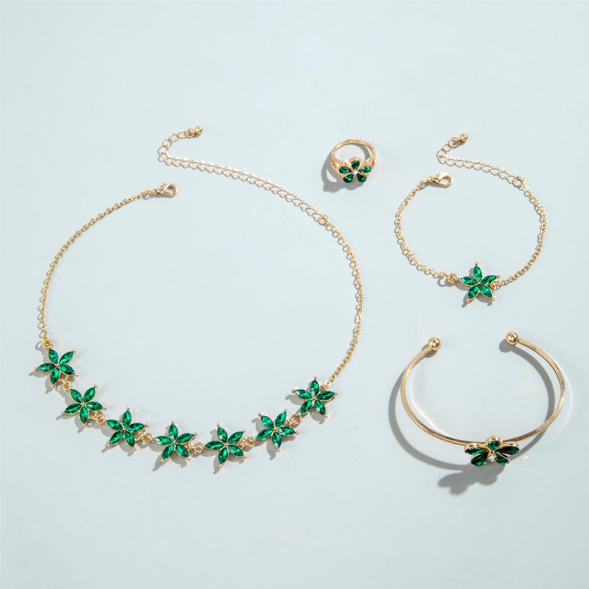 Wholesale Light Luxury Emerald Diamond Flower Necklace Set ACC-NE-YongGe025