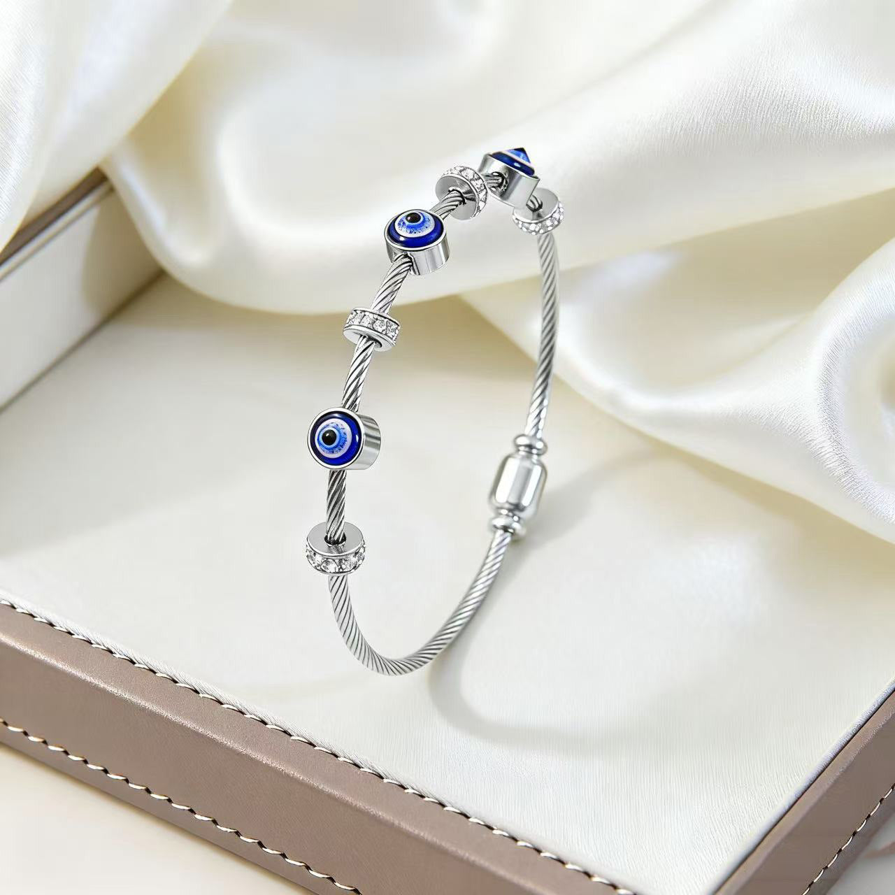 Wholesale devil' s eye oil drop bracelet retro Stainless Steel Bracelets