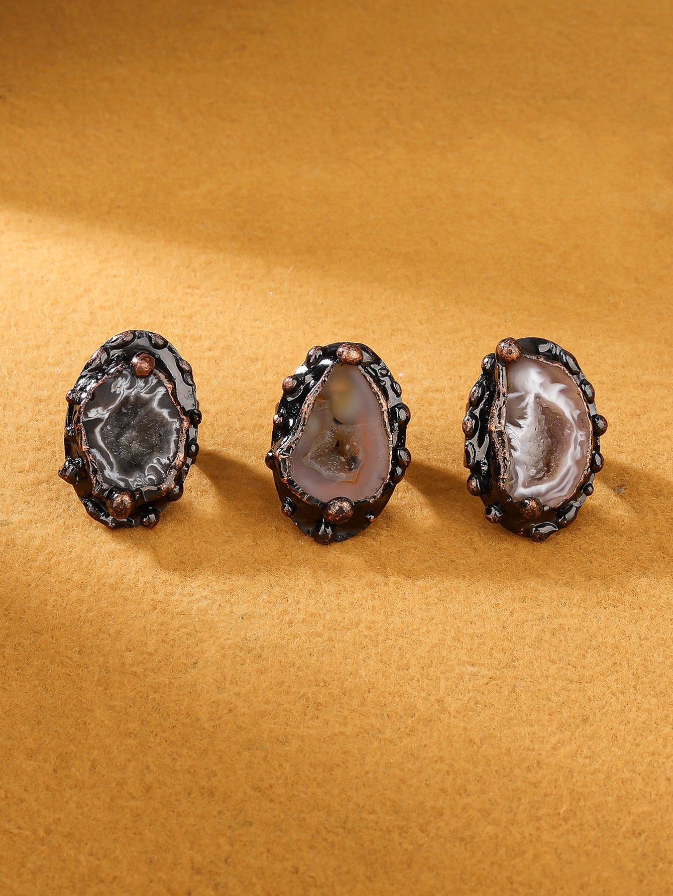 Wholesale Retro Style Natural Crystal Hole Agate Handmade Welded Electroplated Bronze Open Adjustable Women' s Ring