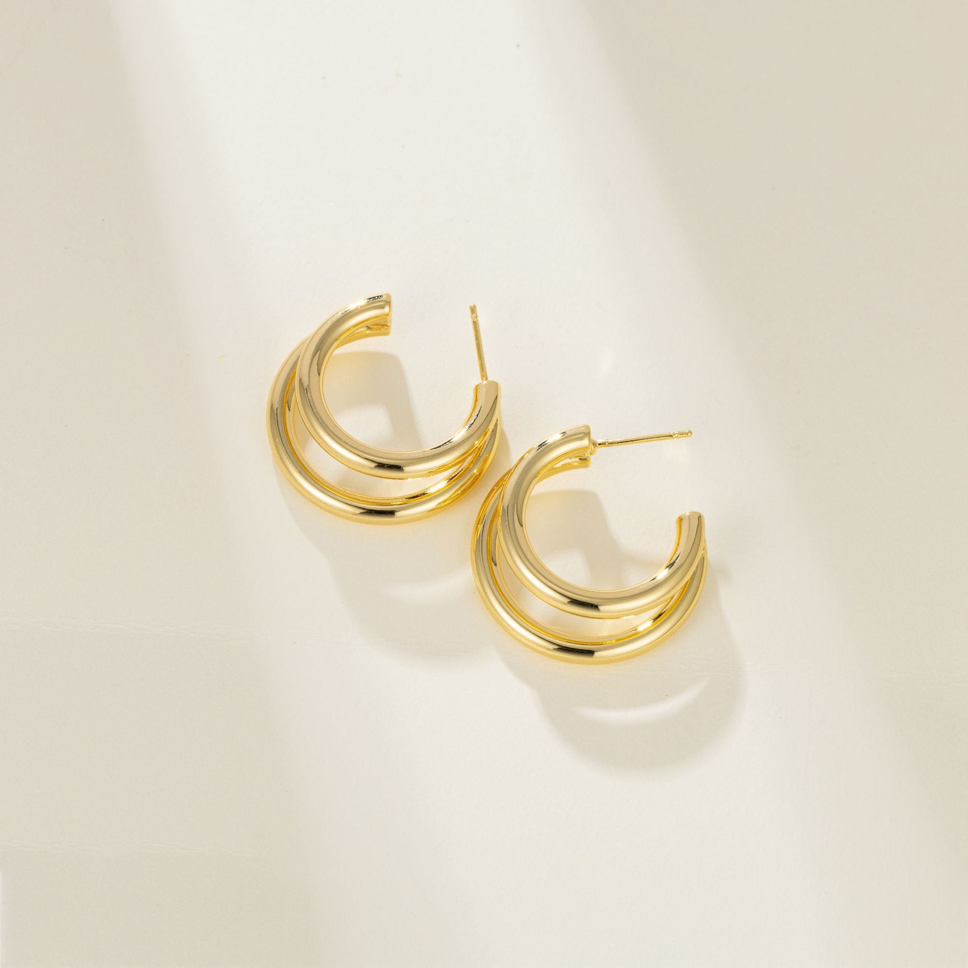 Wholesale  C- shaped double-layer earrings