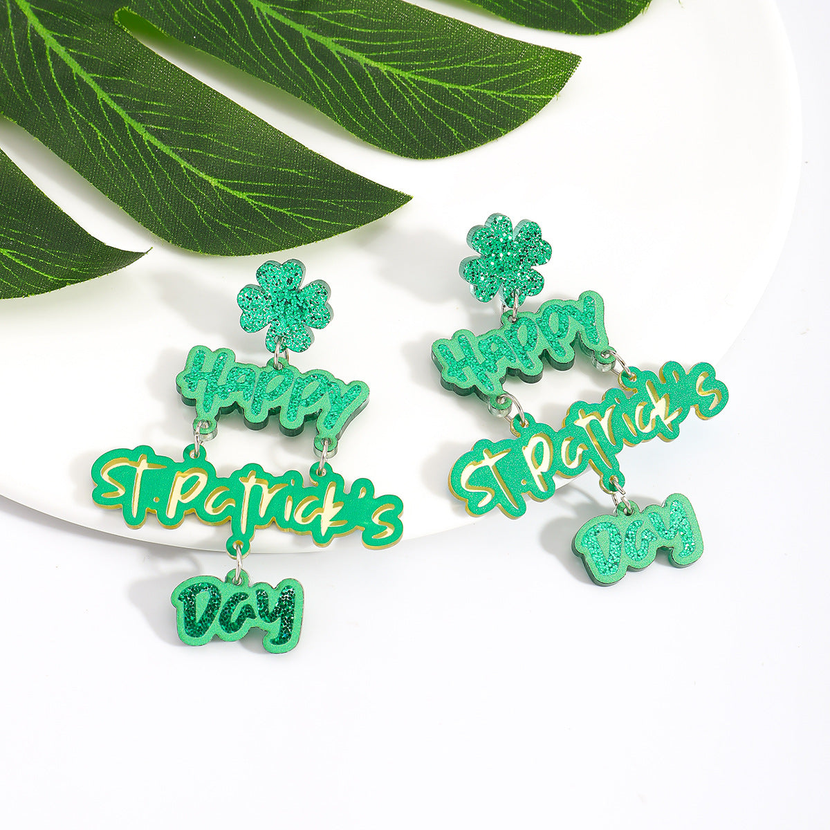Wholesale Wooden St.  Patrick' s Day Shamrock Earrings