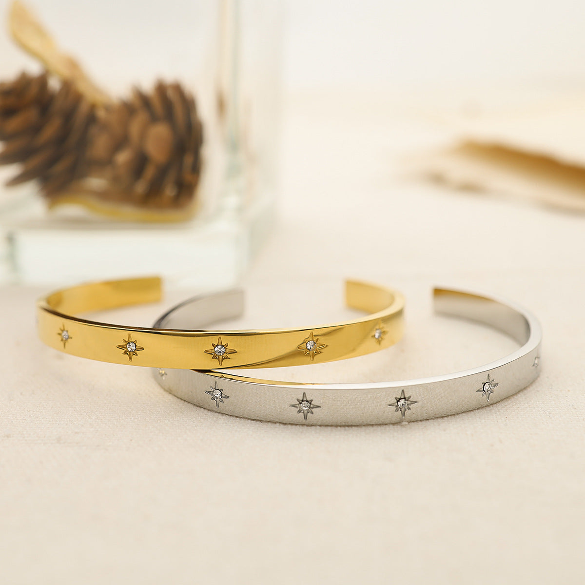 Wholesale  diamond-embedded open bracelet  titanium steel  bracelet