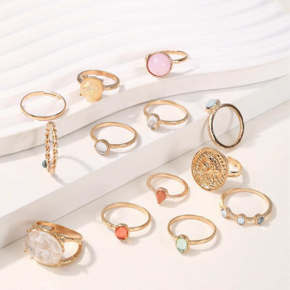 Wholesale Diamond-inlaid embossed sleeve ring set