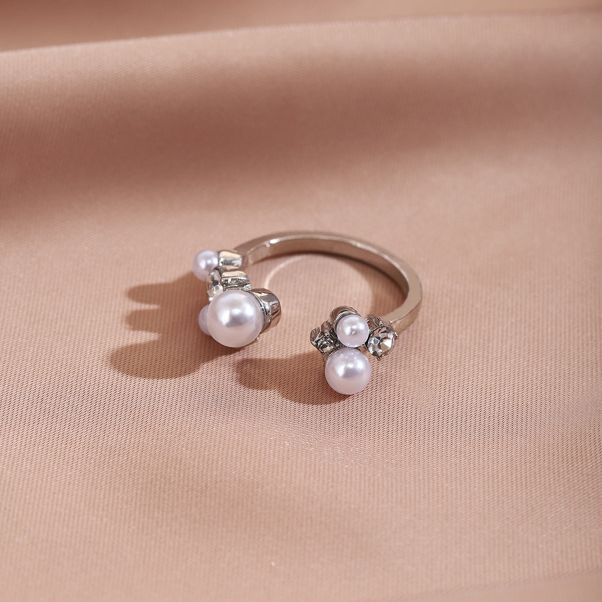 Wholesale Diamond Pearl Fashion Adjustable Opening Ring