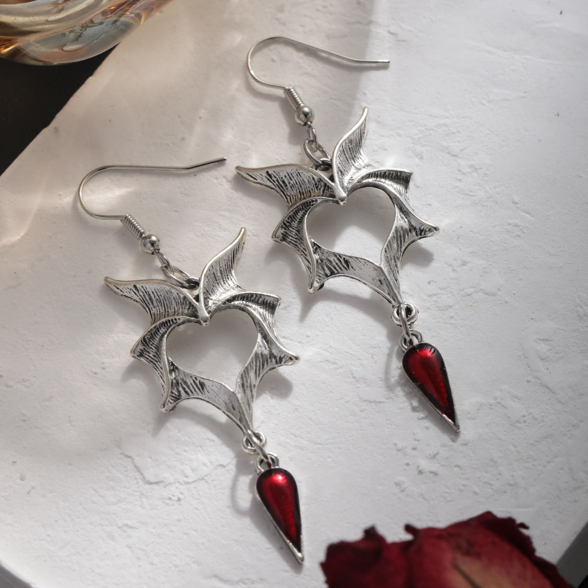 Wholesale Retro Dark Personality Gothic Style Love Wings Palm Pendant Alloy Earrings ACC-ES-JunJie006