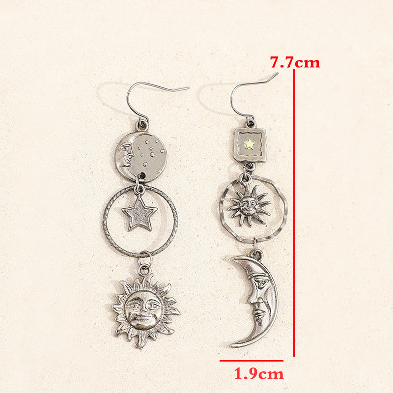 Wholesale Retro style star and moon shaped alloy fashion earrings