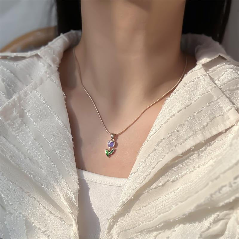 Wholesale  Romantic Tulip Flower Necklace Clavicle Chain