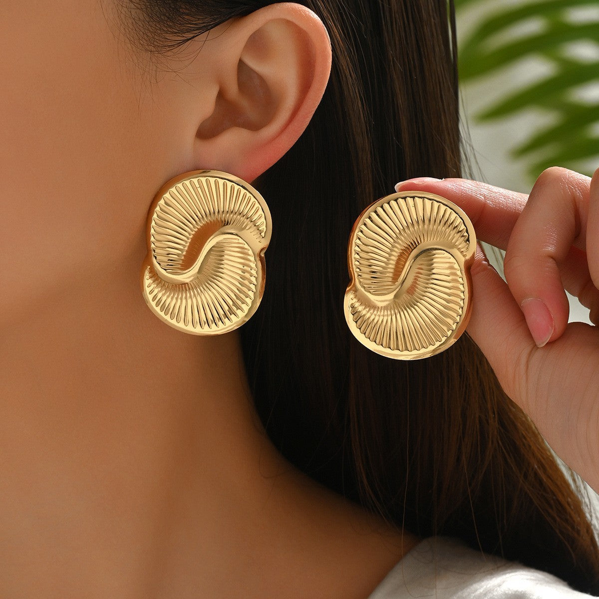 Wholesale Zinc Alloy Geometric Conch Starfish Stud Earrings for Women