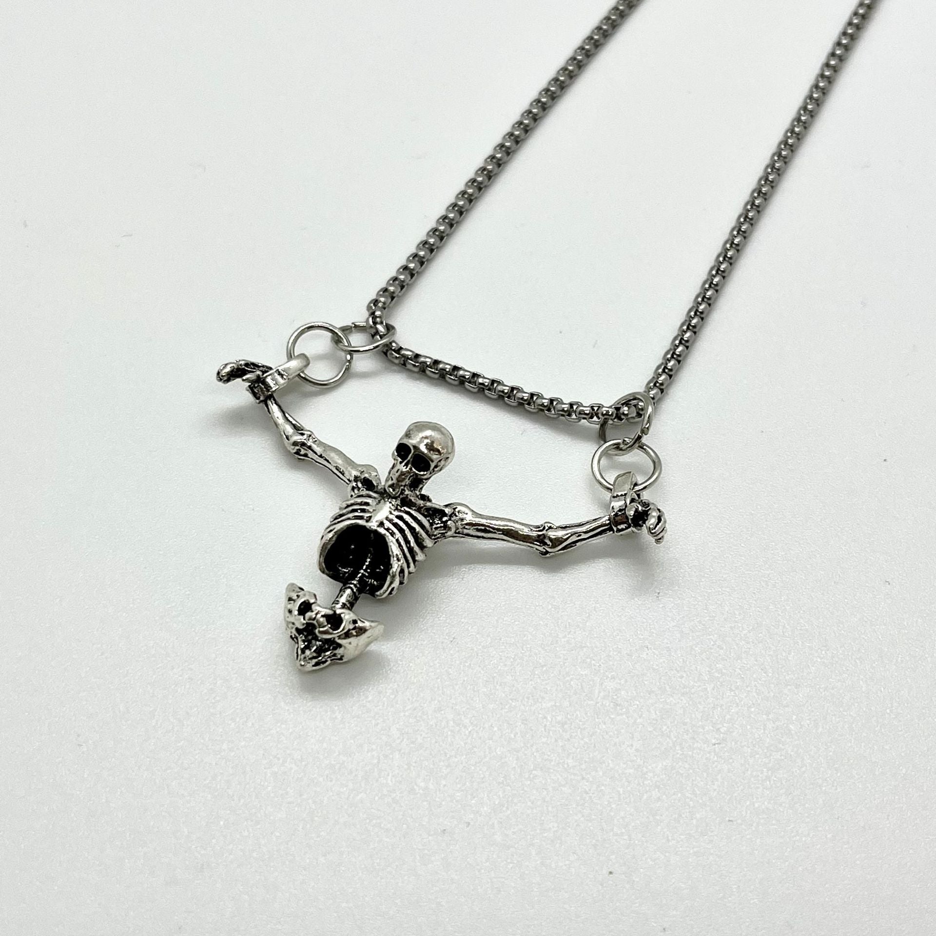 Wholesale Halloween Vintage Skull Bone Pendant Necklaces ACC-NE-XuanMo001