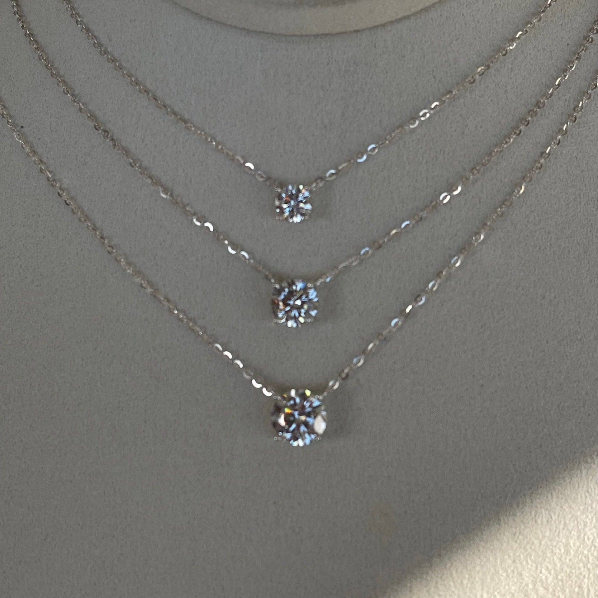 Wholesale 925 Silver Clavicle Chain Necklace With Single Four Prong Zircon Pendant Stylish Jewelry Accessory For Women Gift And Boutique Resale