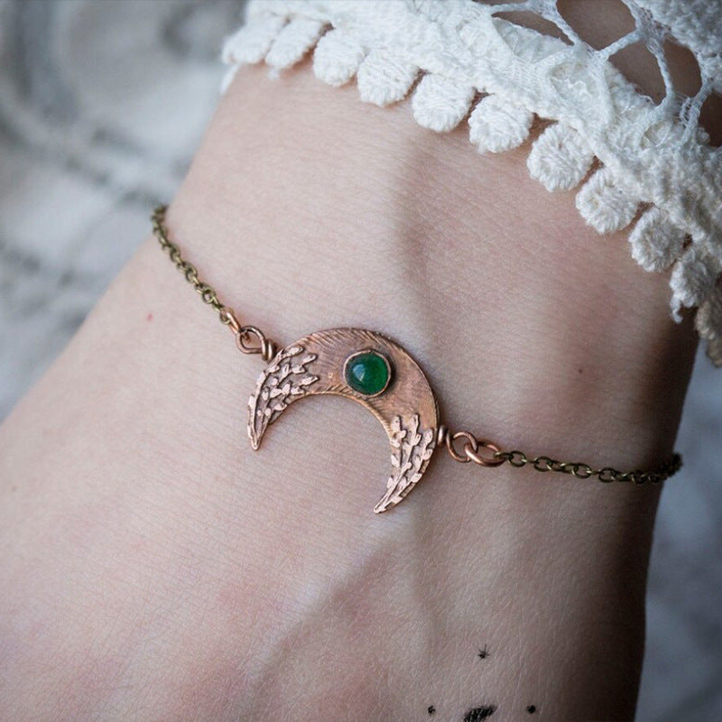 Wholesale Bronze Crescent Moon Bracelet Vintage Bohemian Green Stone Charm Women S Chic Jewelry Accessory Gift Resale
