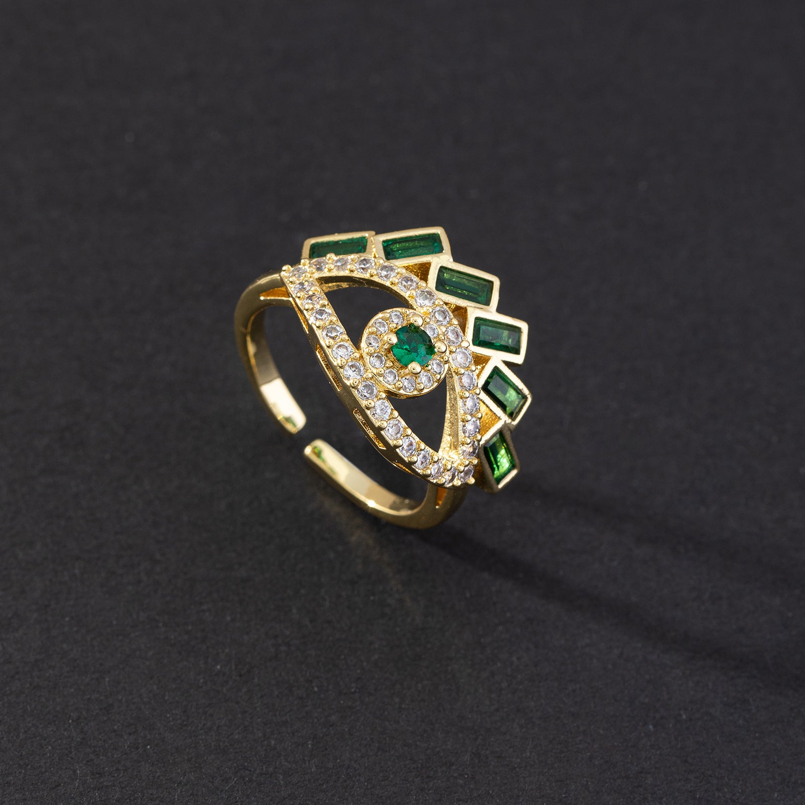 Wholesale Vintage Emerald Green Open Snake Ring Copper Zircon Women S Fashion Jewelry Accessory