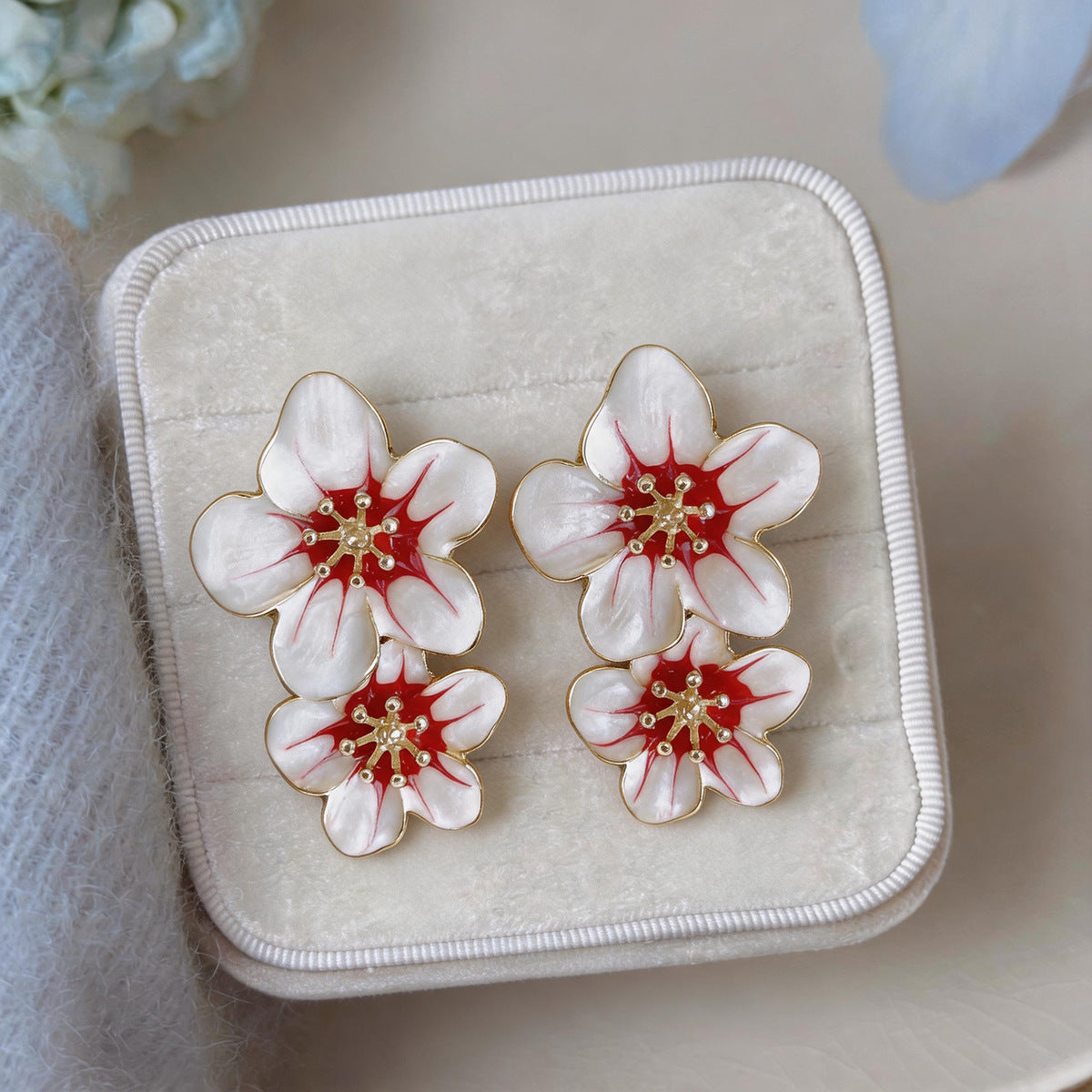 Wholesale Alloy Enamel Floral Stud Earrings Beach Vacation Style Trendy Fashion Accessory Gift