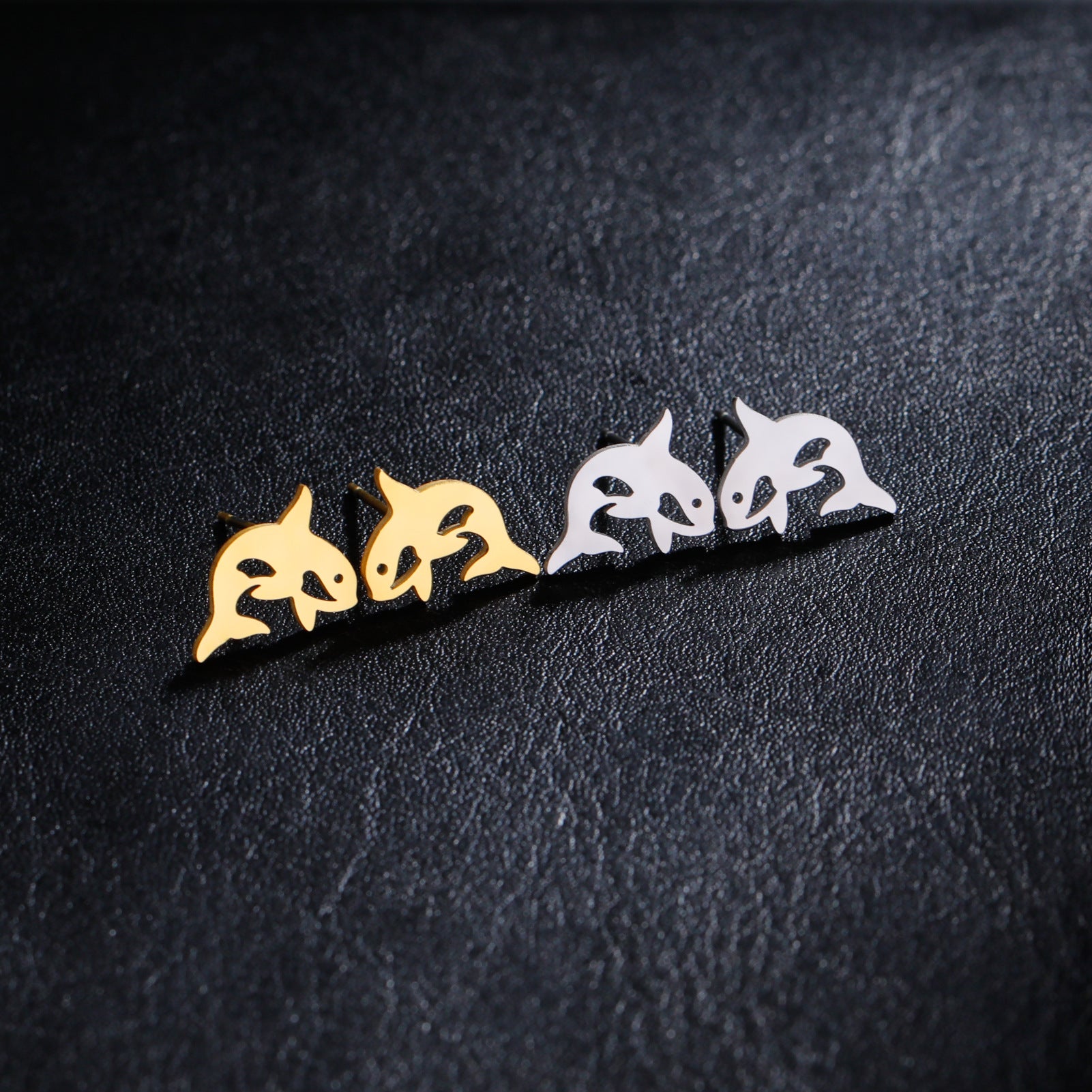 Wholesale Cute Whale Earrings Stainless Steel Ocean Animal Jewelry for Women Birthday Gift Fashion Accessory