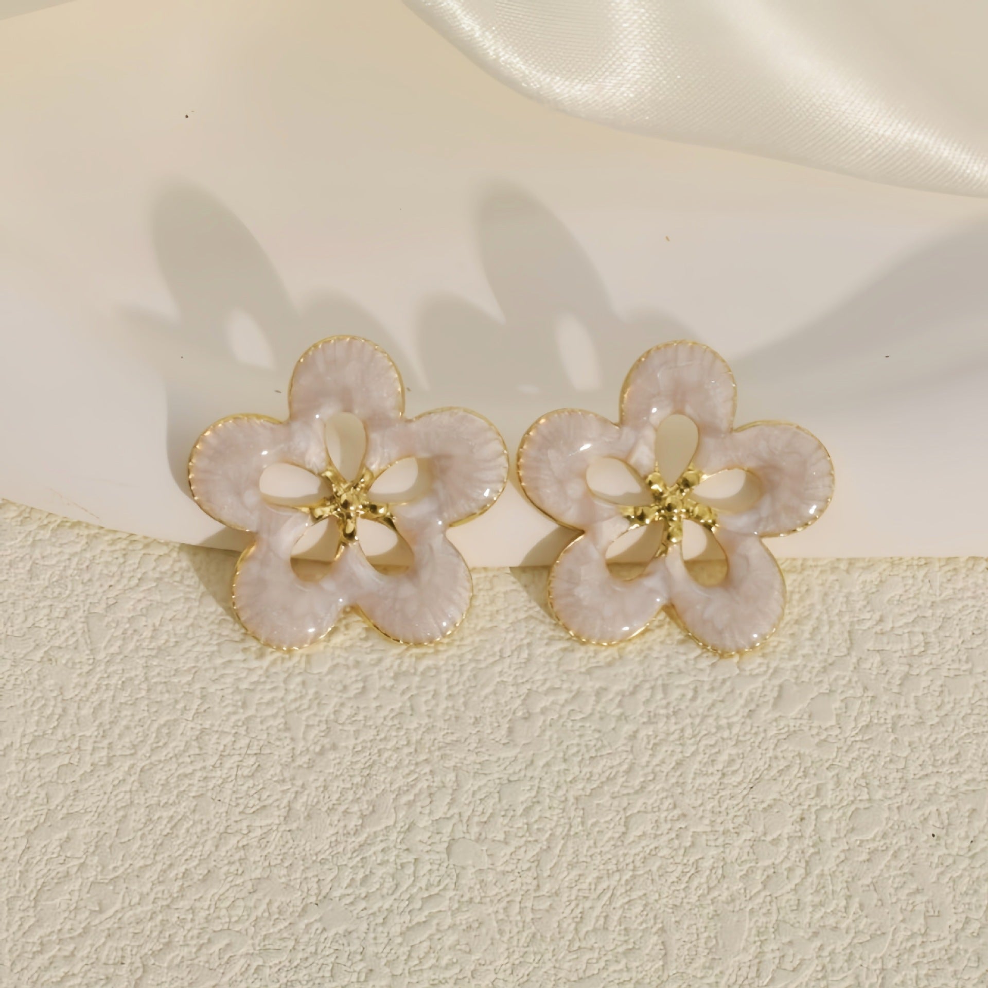 Wholesale Five Petal Openwork Flower Colorful Enamel Stud Earrings