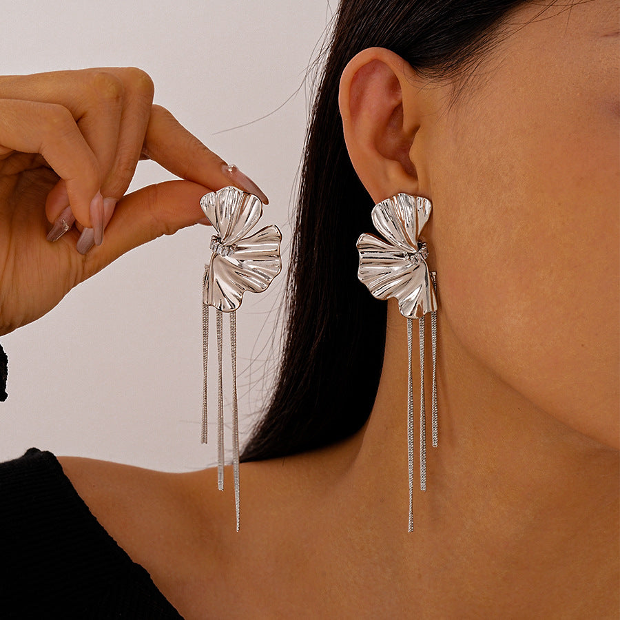 Wholesale Metallic zircon flower long tassel silver needle earrings