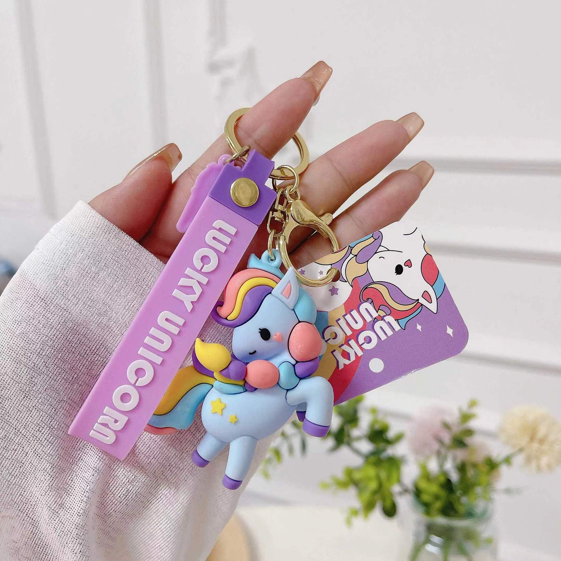 Wholesale Cute cartoon rainbow horse unicorn keychain