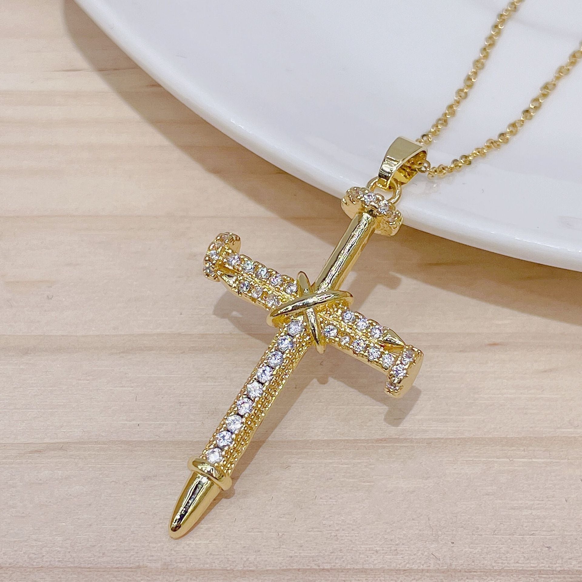 Wholesale 14K Gold Plated Copper Hip Hop Cross Pendant Necklace Micro Set Zircon Fashion Jewelry Accessory For Everyday Wear