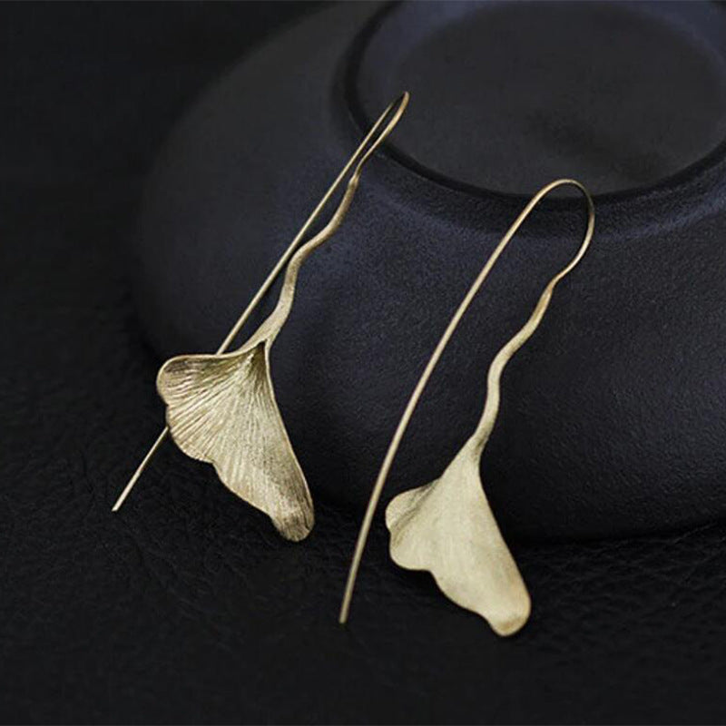 Wholesale  elegant ginkgo leaf fan ear hook earrings