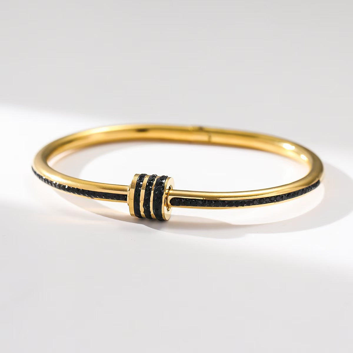 Wholesale Titanium steel diamond-encrusted bracelet