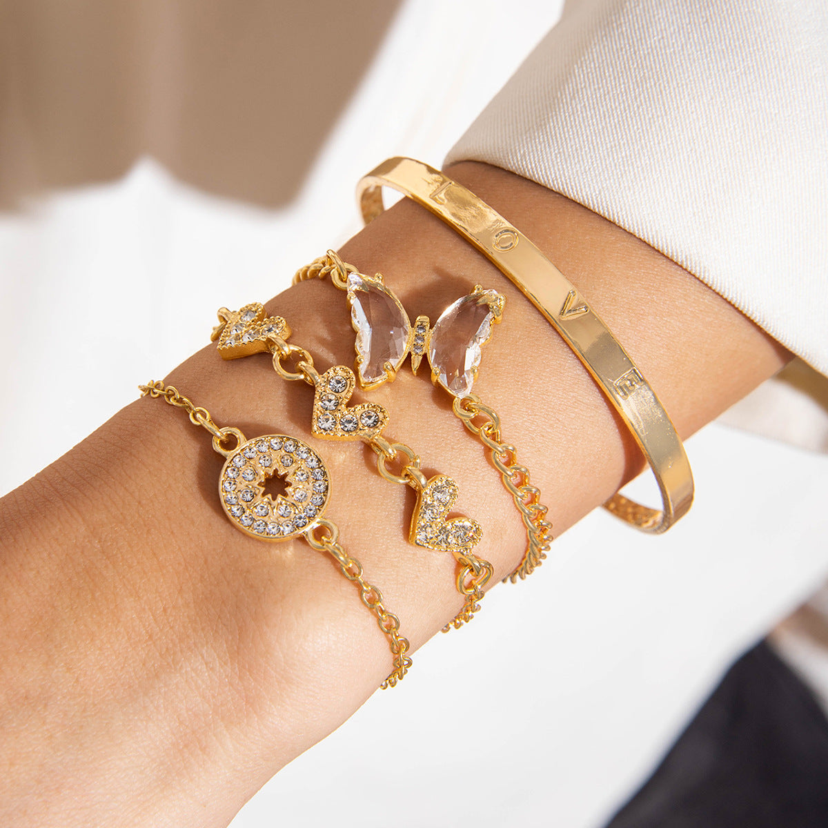 Wholesale crystal butterfly bracelet with diamond heart set