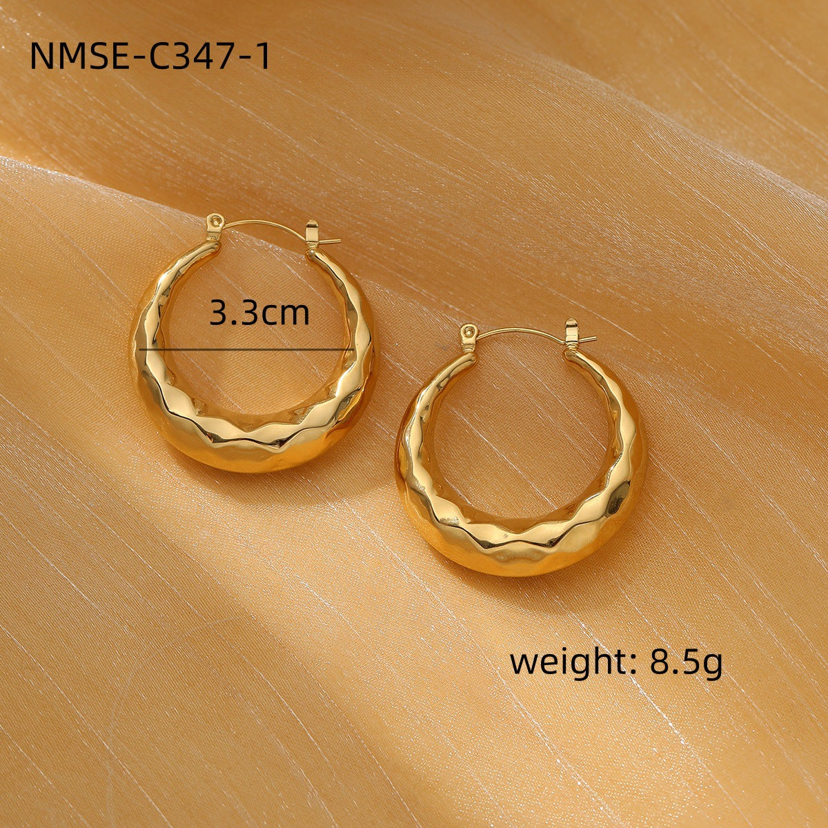 Wholesale  stainless steel retro  hollow 18K gold earrings jewelry