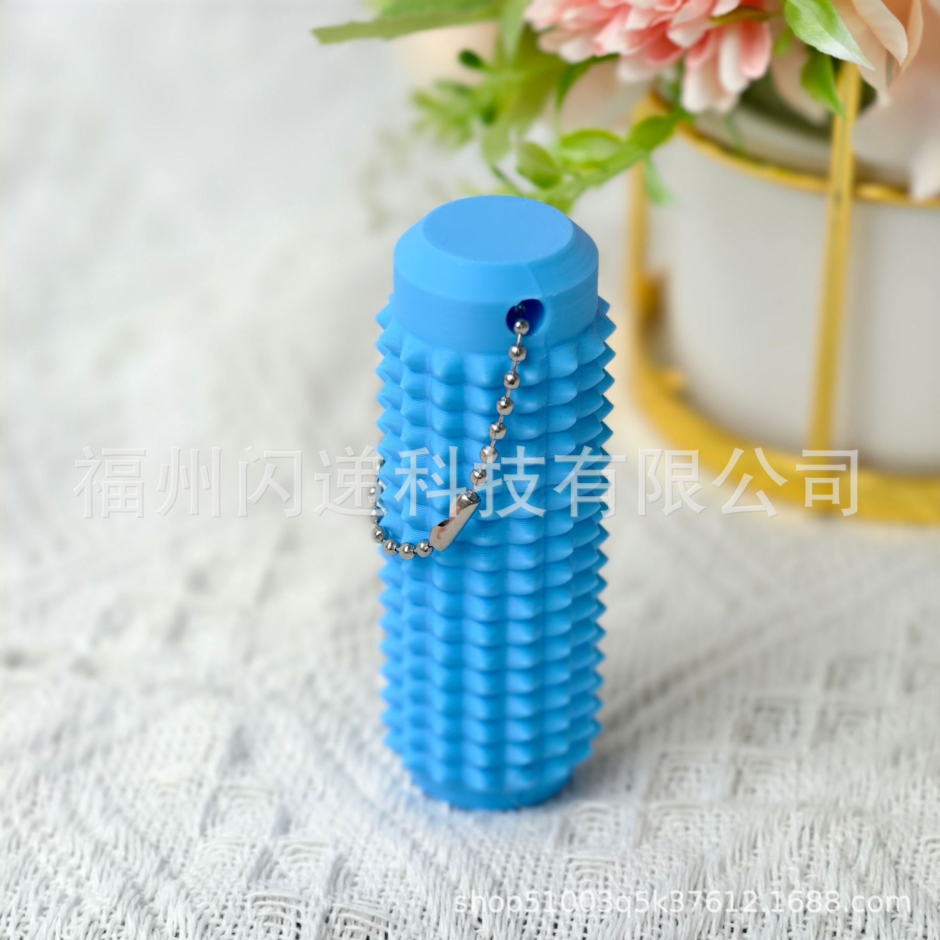 Wholesale  Portable Fingertip Decompression Massage Keychain