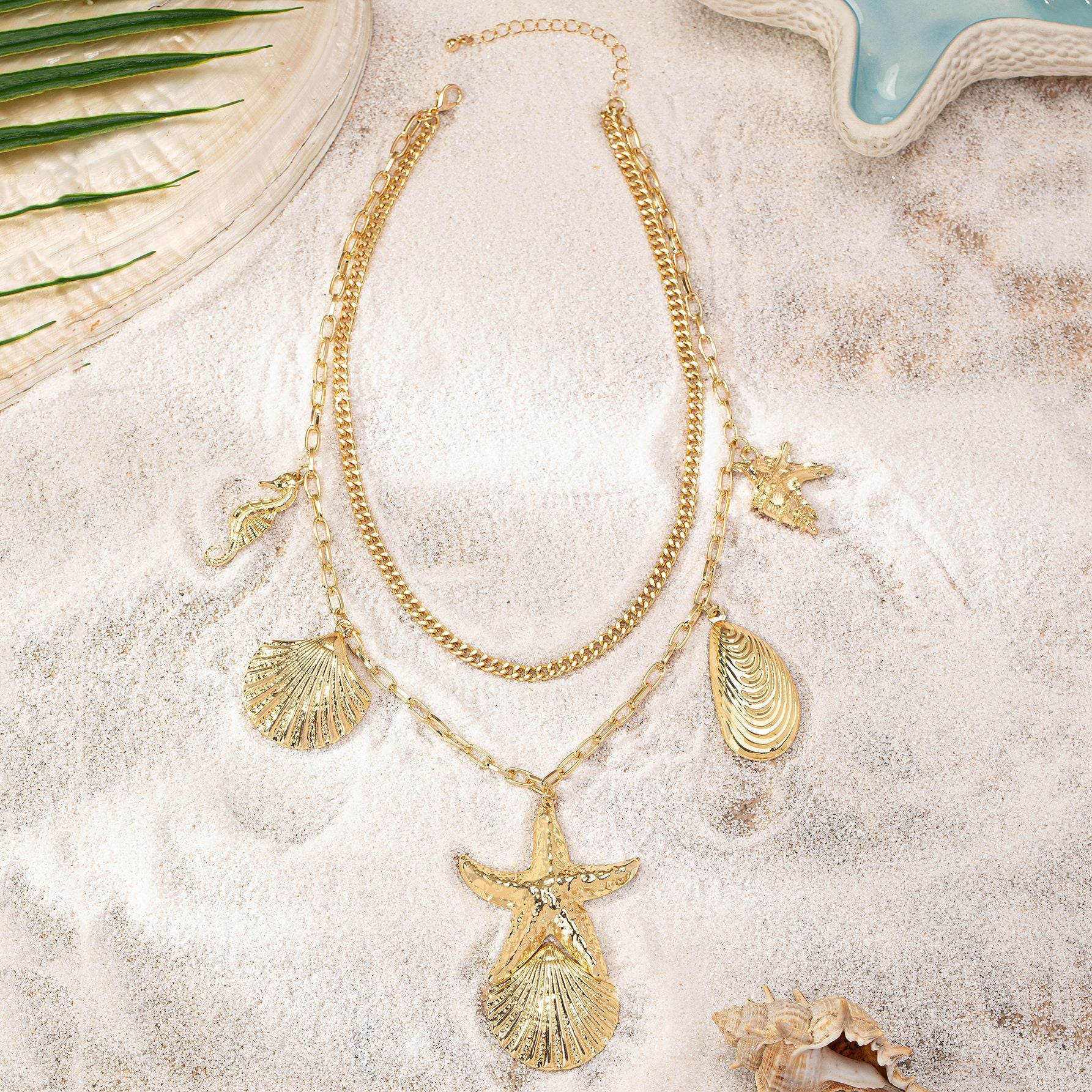 Wholesale Trendy Starfish Shell Pendant Necklace Alloy Ocean Design Jewelry Accessory For Women