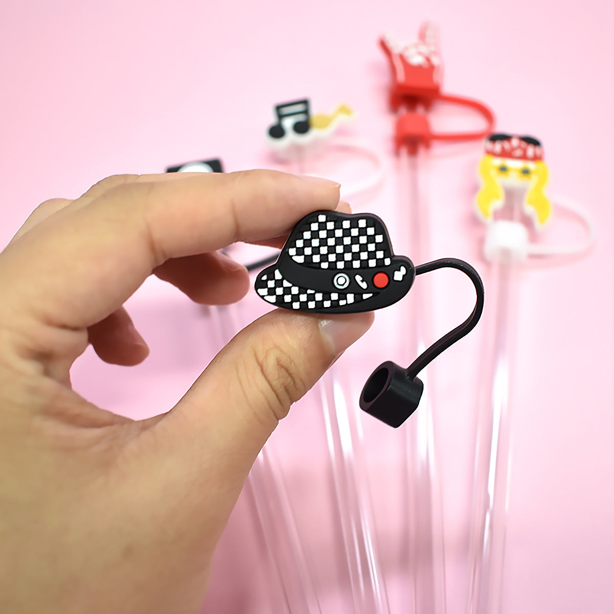 Wholesale Random 100pcs Straw Tube Cap Hot Sale Singer Series Straw Cover ACC-SCR-RYY060