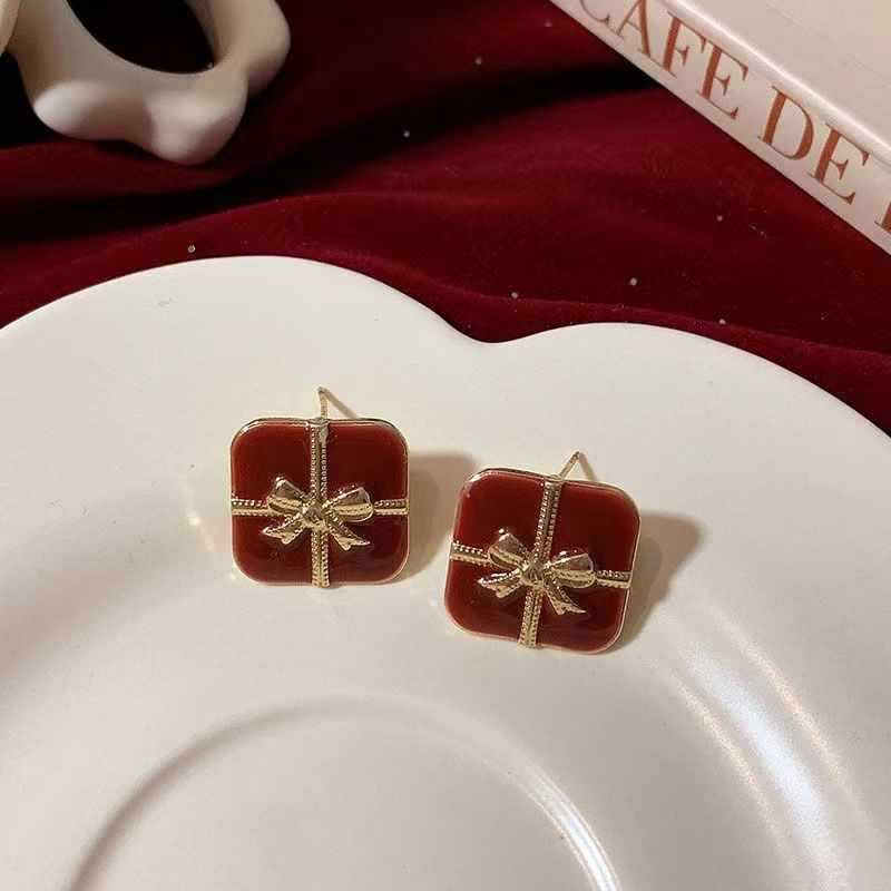 Wholesale Trendy Heart Shape Love Earrings in Burgundy Alloy - Boutique Accessory