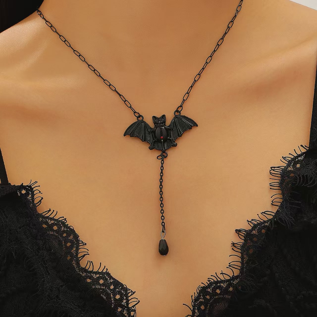 Wholesale Punk Bat Clavicle Chain Necklace  Gothic Fashion Accessory for Women Gift Boutique Resale