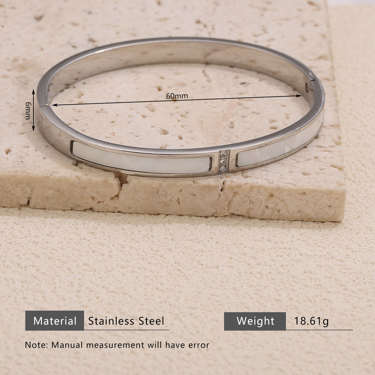 Wholesale Light Luxury  Bracelet for Women 18K Titanium Steel Color Retention