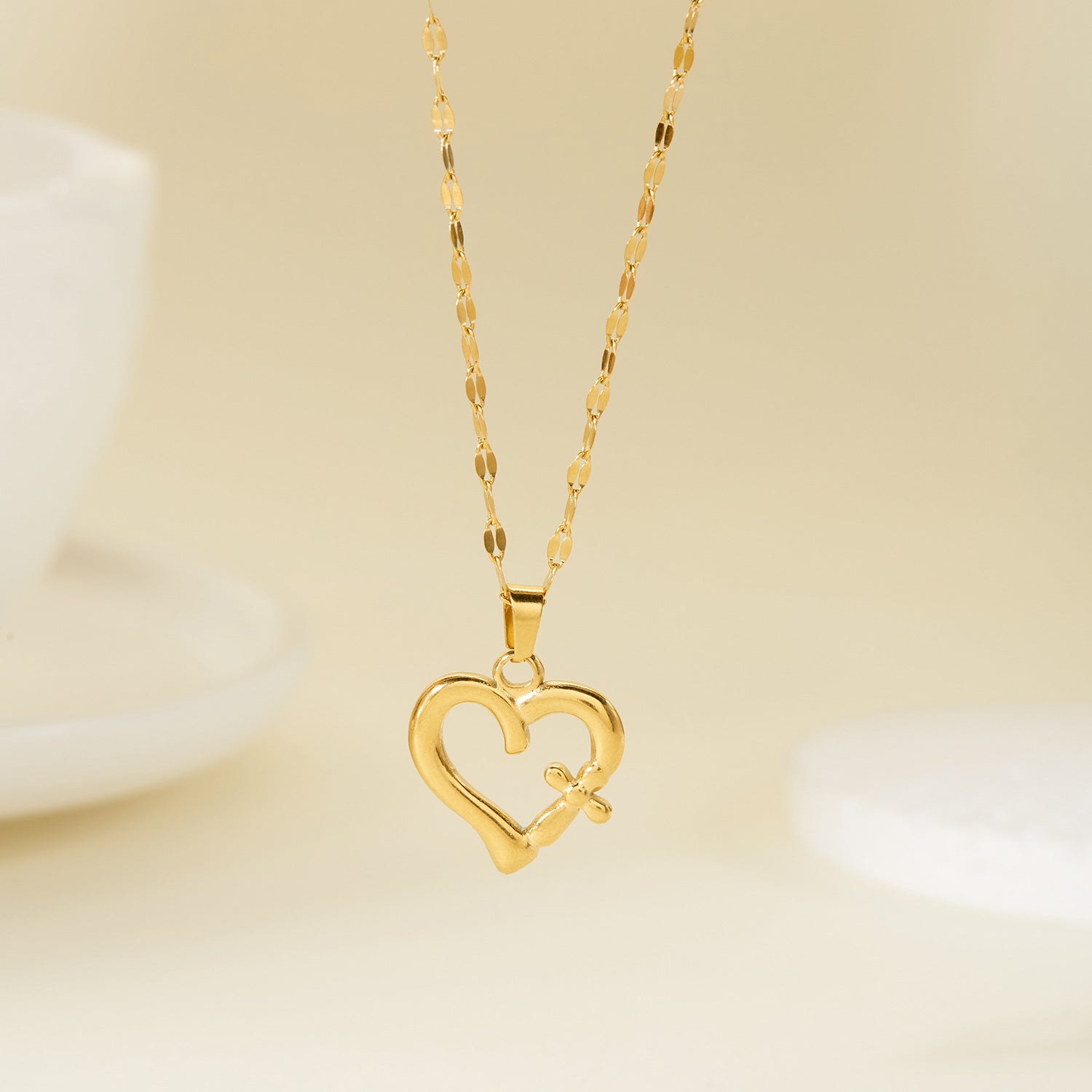 Wholesale  Stainless Steel Hollow Heart-shaped Love Bow Pendant Necklace